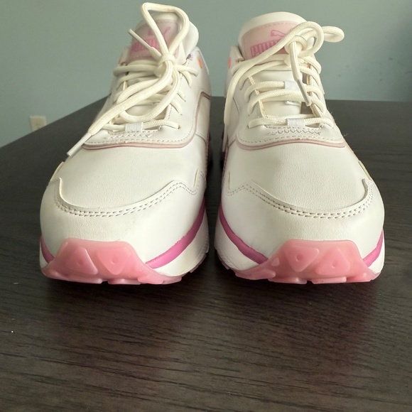Puma Women’s‎ Sneakers Size 10 - Picture 2 of 10